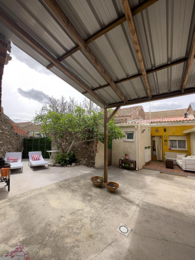 Vila San Isidro Miguelanez Exteriér fotografie